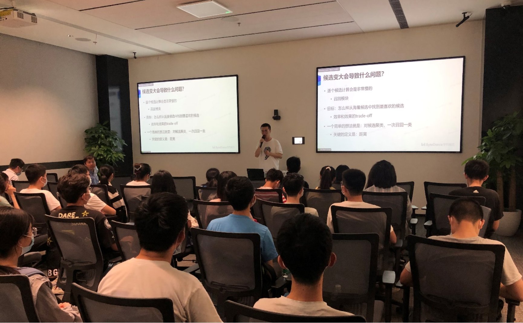 b81204d5a02e463bab84df34b5ba8033.jpeg da0e5f16b0d344dba03bd4b2a03ffe12.jpeg