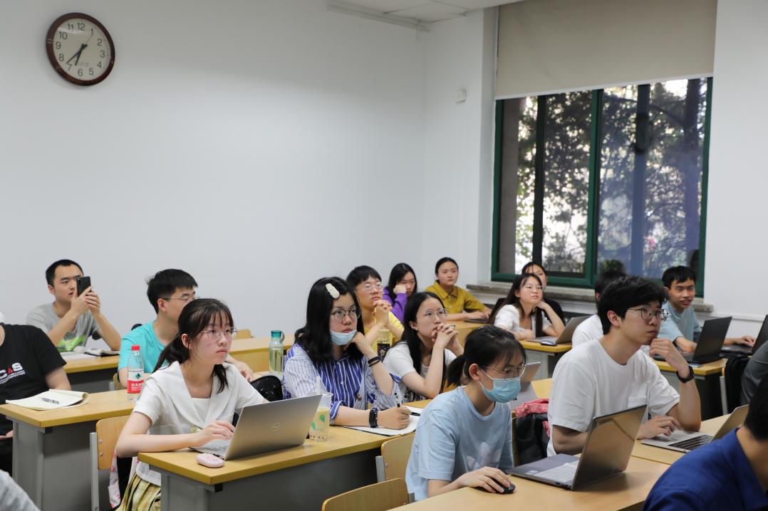 8673d622c79949c4b2734c4f02180106.jpg image001.jpg